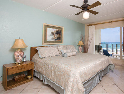 HOTEL SUMMIT BY SOUTH PADRE CONDO RENTALS SOUTH PADRE ISLAND, TX 3* (United  States) | iBOOKED